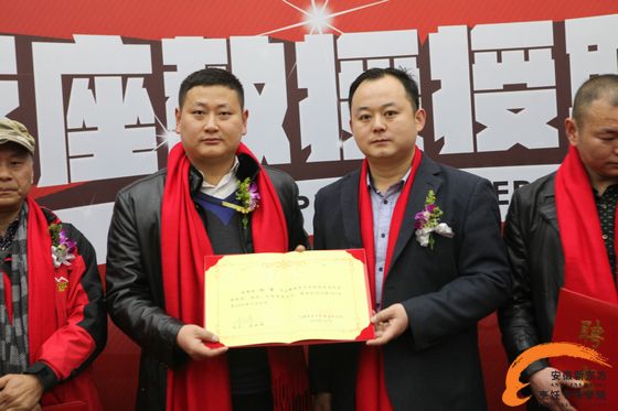 ���Ҹ�ζ�����¶������졿�����¶�������35λ��������