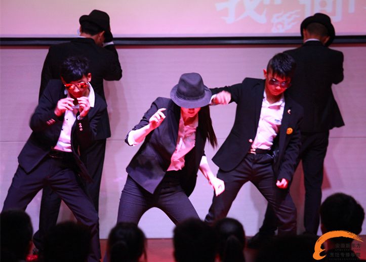 ѧ���ỻ�콻����ʽ��ѧ����ɲ��������ɹ��ٰ�
