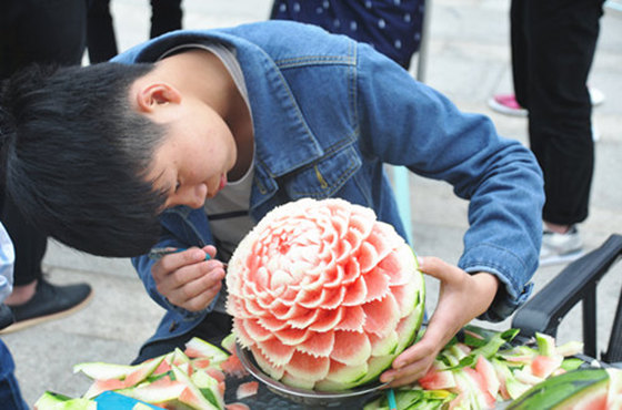 �����¶���Я�֡����Ǵ�Ӯ�ҡ�������ѡ��Բ������