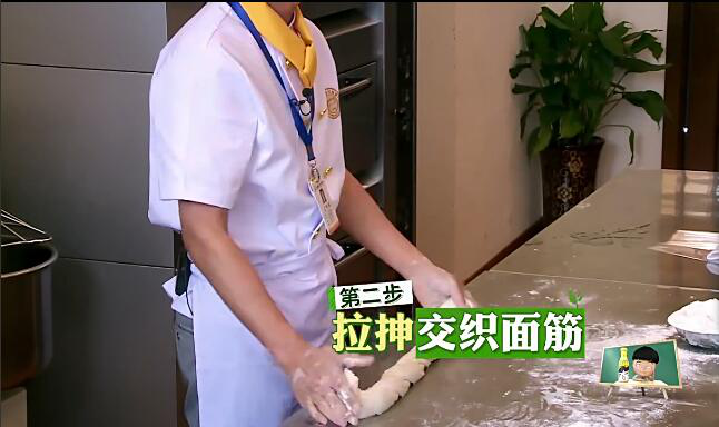 《我去上学啦》第2季明星教师许军福 传授拉面独门秘籍