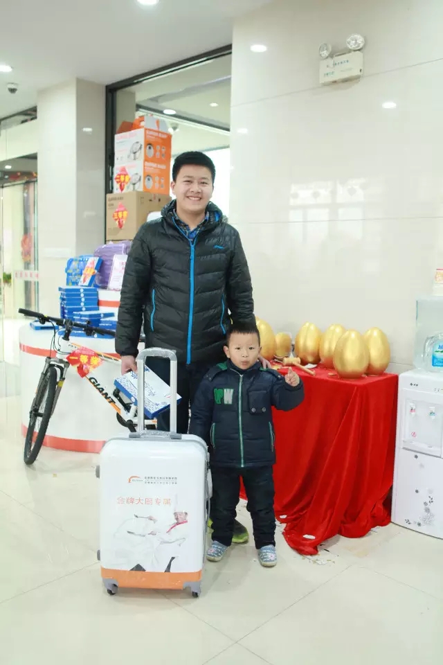 ��ʵ���������ʽ�����������ʱ�����Ǿܾ���...