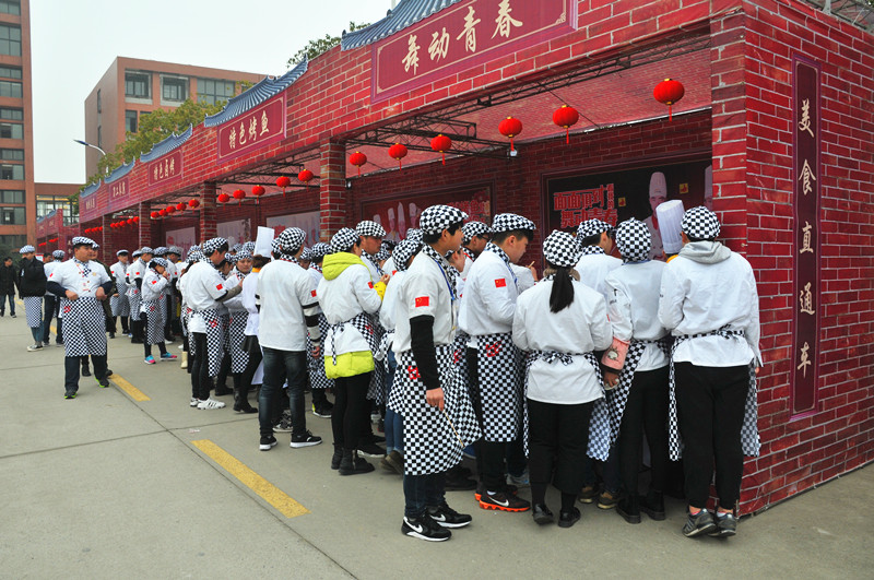 没时间解释了,老司机带你玩转美食直通车