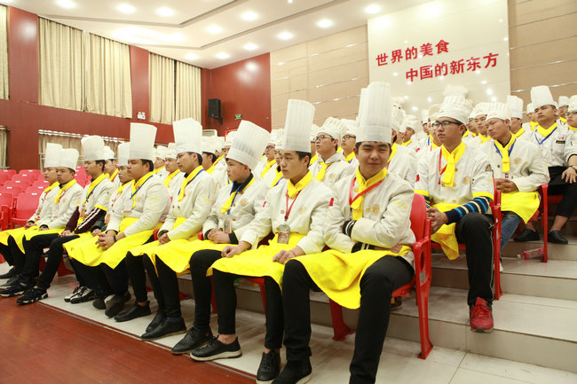 学厨师满足你环游世界的梦想--“歌诗达”豪华邮轮来校招募