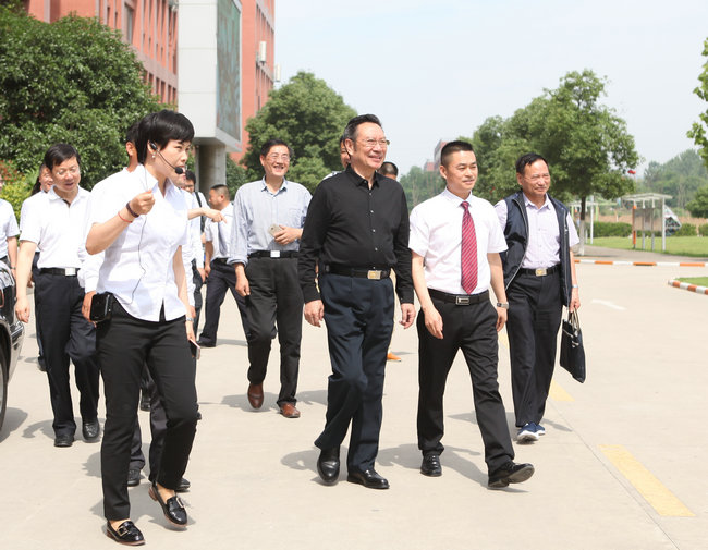 ����ף�ء�����ʿ����ҵ��ҵ��ѵ���ء���ʽ�仧�����¶���