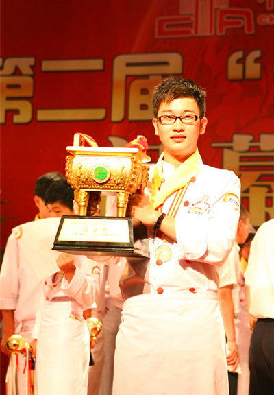 ��Щ�����¶�����⿼��ܴ����л񽱵�ѧ����״��Σ�