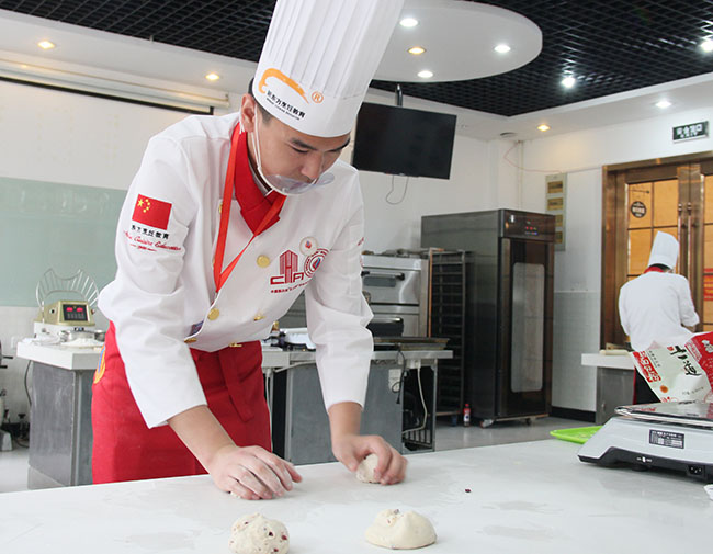 ������ʦ�������ȱ���Ĺ���