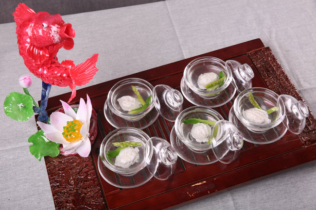 ��ʳ��������������װ�β�һ��