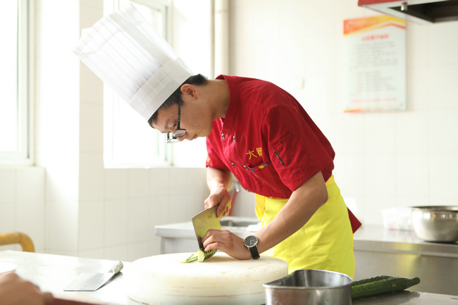 ����ʦ��У԰�����˴�ʦ��С���ֳ�ʾ�����ڴ�������