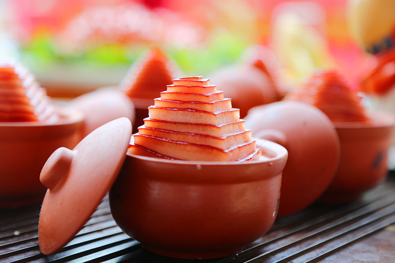 ����ˮ��������֪����Щ��ϯ��̨���ϵľ�ɫ��ζ