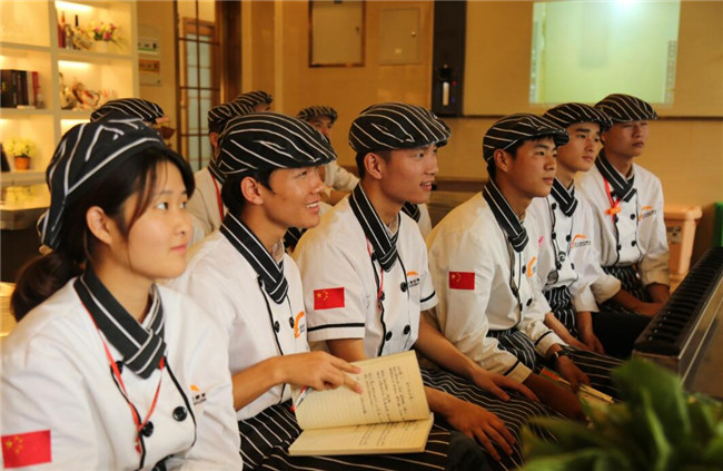 【海外名师大讲堂】帅气的乌克兰名厨来授课了!