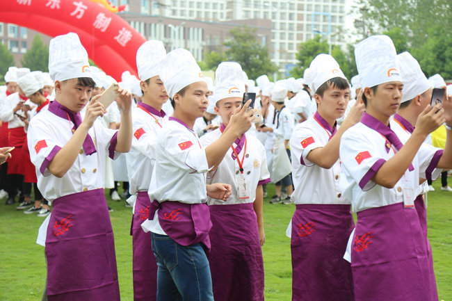 ����㡤���ι���������ʽ�ڰ����¶���¡�ؾ���