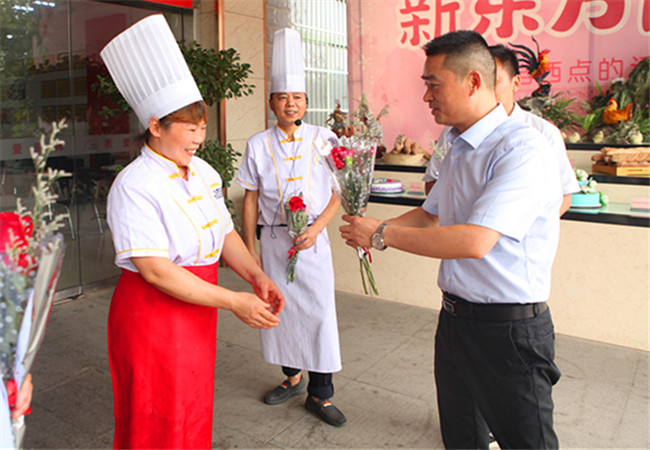 ��ʦ�ڣ����¶�����ʦ����ô�����棡����