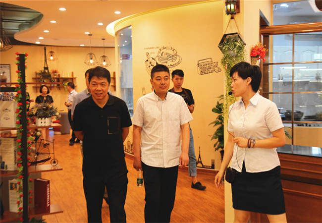 ���һ�ӭ�����з�̨������ׯ�쵼һ��ݰ����Ժָ��