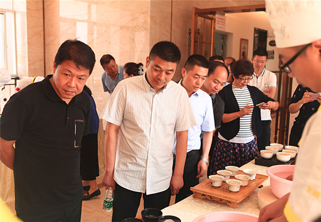 ���һ�ӭ�����з�̨������ׯ�쵼һ��ݰ����Ժָ��