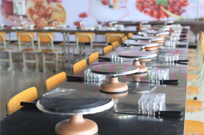 ѧ��ʦ�ĸ�ѧУ�ã�