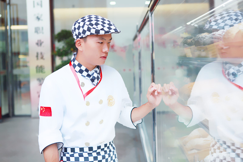 ���������¡���Ӣ����Ϊ������ܶ����������м�ֵ��