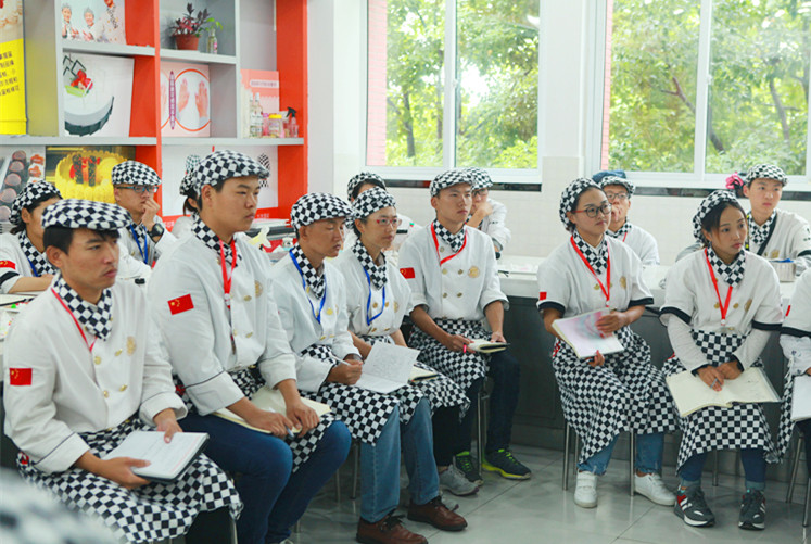 ���������¡���Ӣ����Ϊ������ܶ����������м�ֵ��