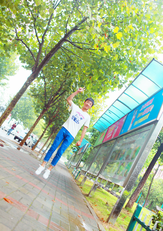 ���������¡���㣺�ҵ�δ��Ӧ���в�һ���ľ��ʣ�