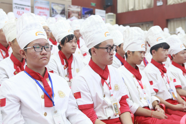 �����¶��������Ӣרҵ17�������������¡�ؾ���