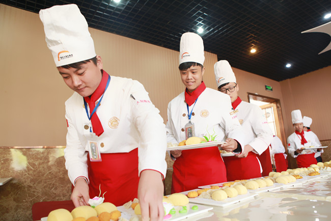 �����¶���2017����ְҵ�ʸ�֤��������˳������