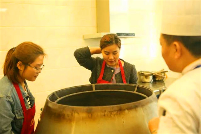 �������˫˫��ȥ������Ϊ�İ㣿