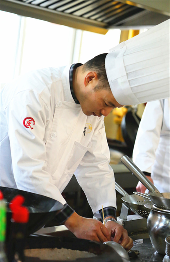 ����ʦ���á�С���ﻴ��������ܳ����Ĵ�ʦ��Ժ�ڿ�