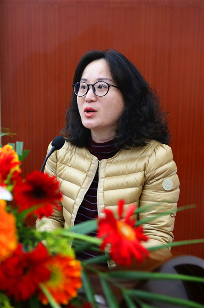 �����¶���2018У���������࿪��������ʽ¡�ؾ���