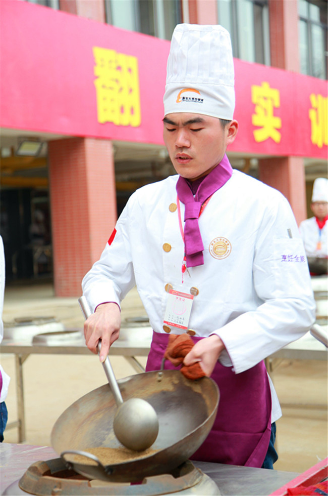 ���������¡������ࣺ����Ϊ���˶������Ϊ�Լ�����