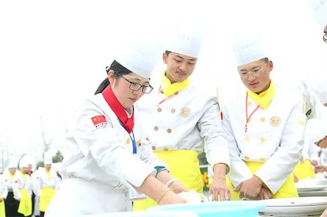 һԪ��ʼ����ػش����������¶���ʦ������Ԫ���ѽ�