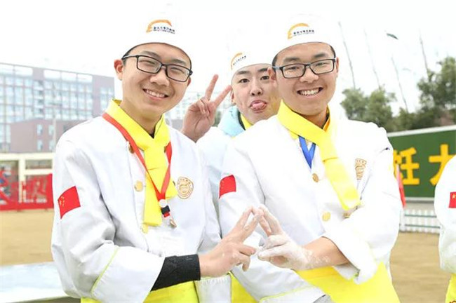 һԪ��ʼ����ػش����������¶���ʦ������Ԫ���ѽ�