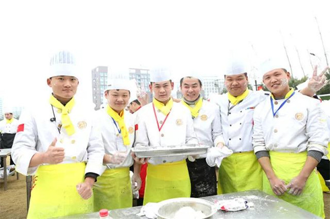 һԪ��ʼ����ػش����������¶���ʦ������Ԫ���ѽ�