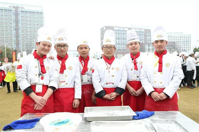 һԪ��ʼ����ػش����������¶���ʦ������Ԫ���ѽ�