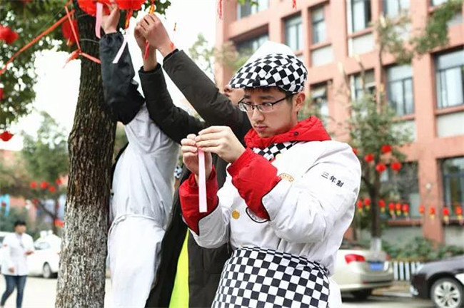 һԪ��ʼ����ػش����������¶���ʦ������Ԫ���ѽ�