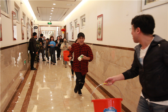 �������������ս��¶������ �������ȫ��ֱ������