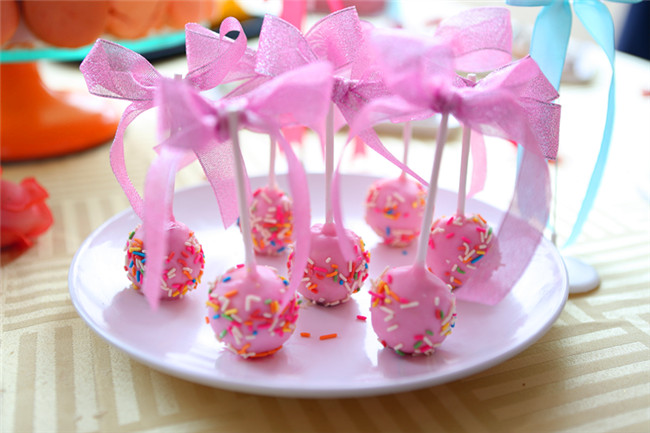 �����¶�����������רҵ����������Ʒչ�ɹ��ٰ�