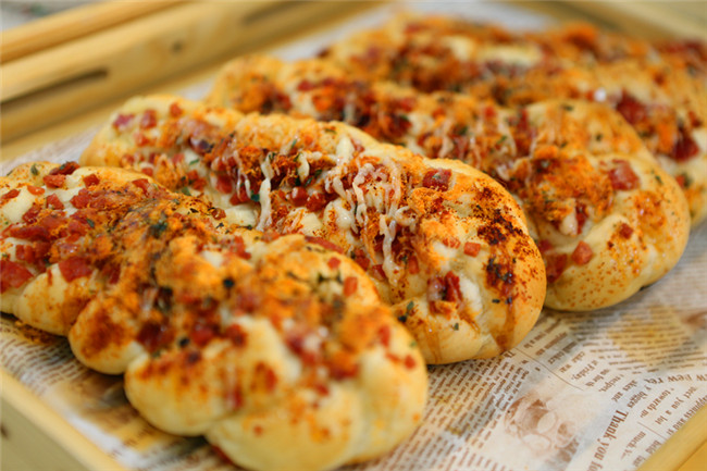 �����¶�����������רҵ����������Ʒչ�ɹ��ٰ�