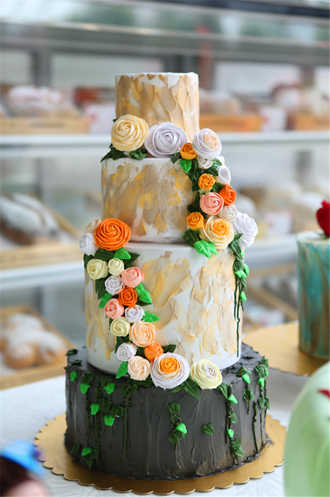 �����¶�����������רҵ����������Ʒչ�ɹ��ٰ�