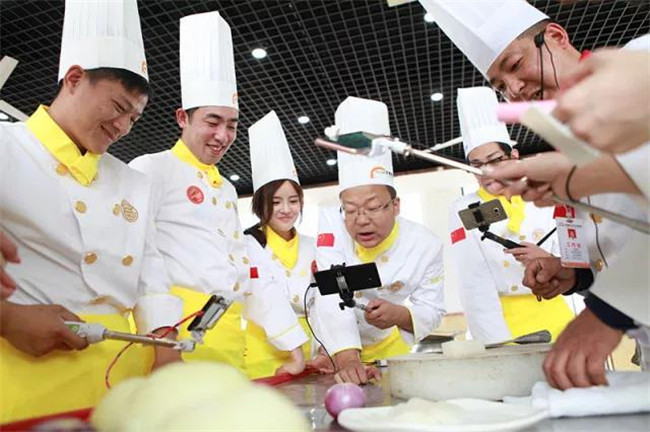 ����ѧ�ɣ��Ի��ǡ����ݳ��մ��飬�������֮��