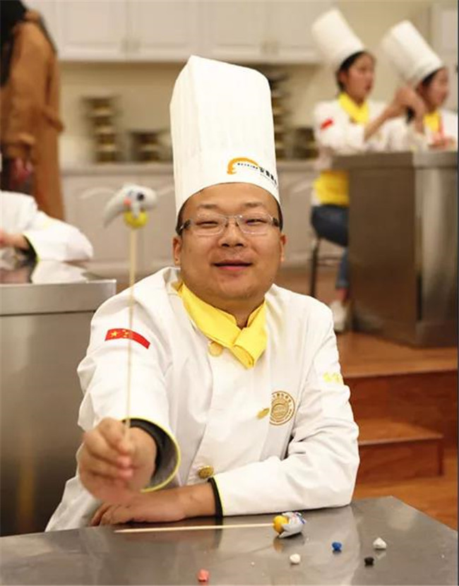 ����ѧ�ɣ��Ի��ǡ����ʷ׳� ��ϲ����