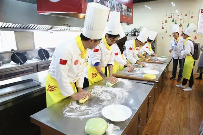 ����ѧ�ɣ��Ի��ǡ����������ʺ�ը�� ������Ʒ����ȫ��