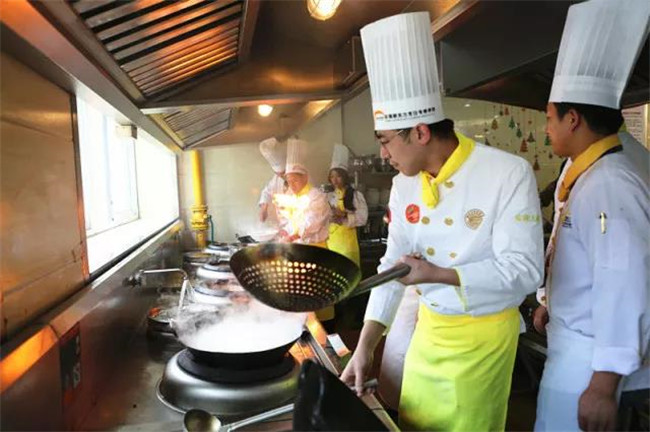 ����ѧ�ɣ��Ի��ǡ����������ʺ�ը�� ������Ʒ����ȫ��