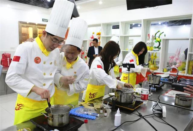 ����ѧ�ɣ��Ի��ǡ����������ʺ�ը�� ������Ʒ����ȫ��