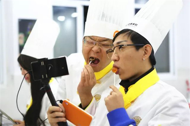 ����ѧ�ɣ��Ի��ǡ����������ʺ�ը�� ������Ʒ����ȫ��