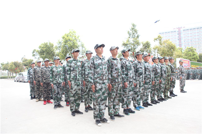 2018�괺��������ѵ�㱨����Բ����Ļ