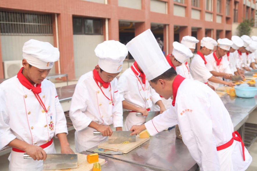 ȫ����ʦ��ѵѧУ���� ѧ��ʦѡ�й�רҵ��ʦ��ѵѧУ