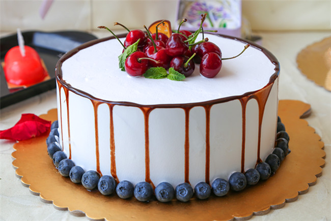 ��ҵ�����߽���������16��7�࣬�߽����ǵı�ҵչ