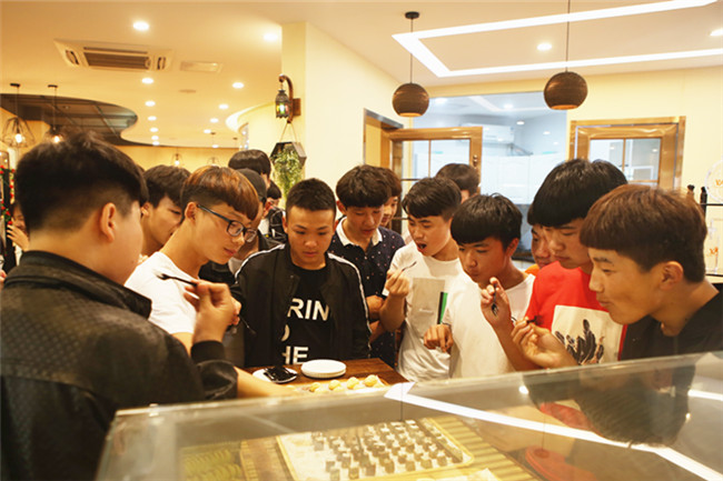 �ԳԳԣ������桪�������¶���������ѧ�ο�ʼ����