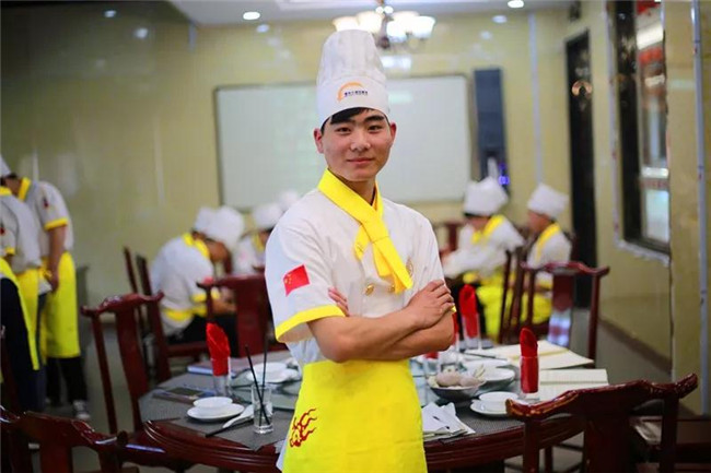 ���������¡�����������һλ���������תѧ��