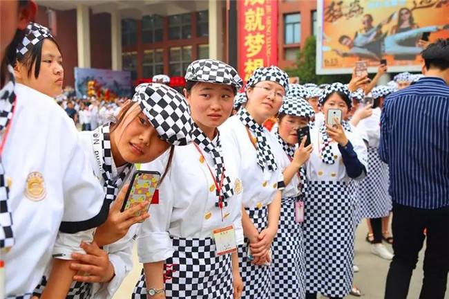 ������������С�����ս������¶��������ʲ��ݴ�����