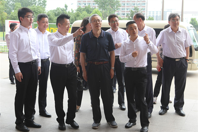 �������粿���������ο϶������¶�����ѧʵ��